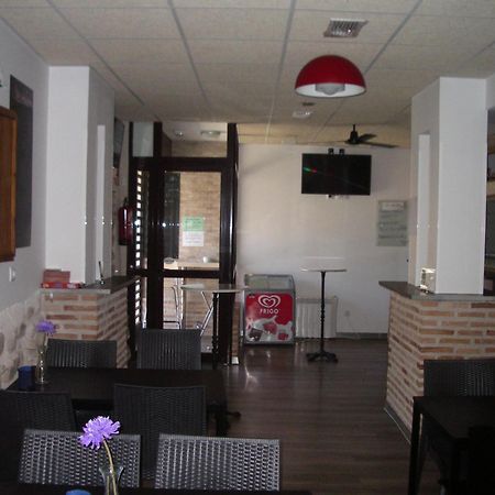 Apartamentos La Fonda Aninon Exterior foto