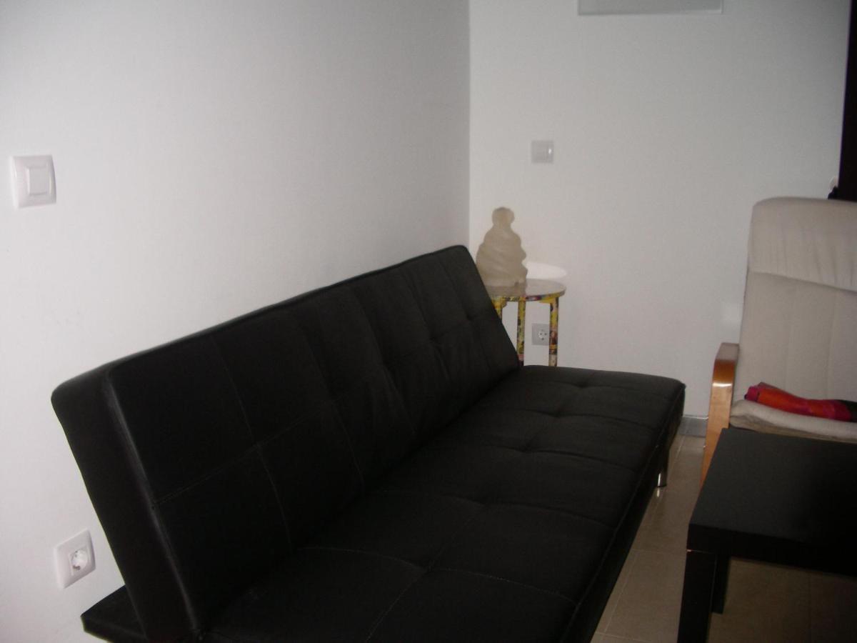Apartamentos La Fonda Aninon Exterior foto