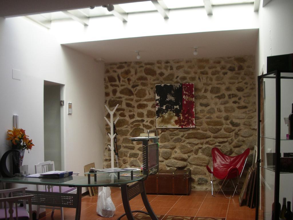Apartamentos La Fonda Aninon Exterior foto